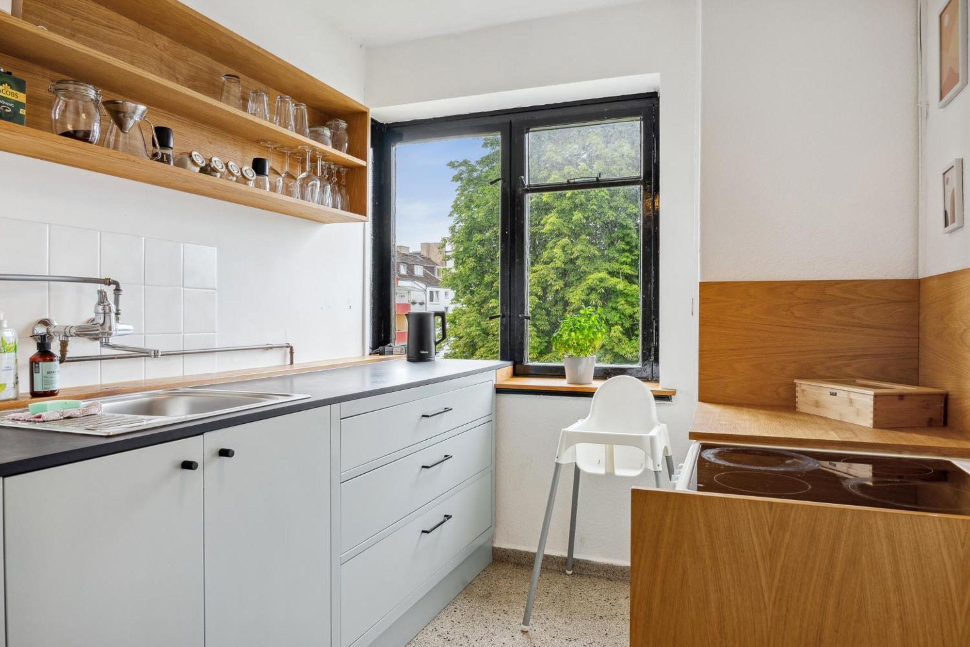 Zentrale Wohnung 3 Zimmer 24H Check In Kiel Luaran gambar